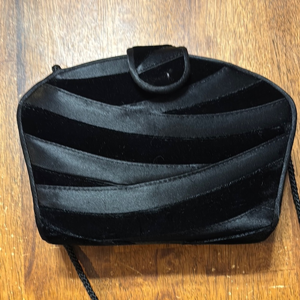 Elegant Black Women's Clutch